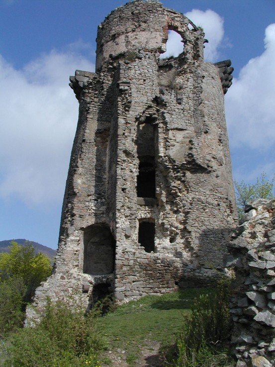 Veža hradu Slanec