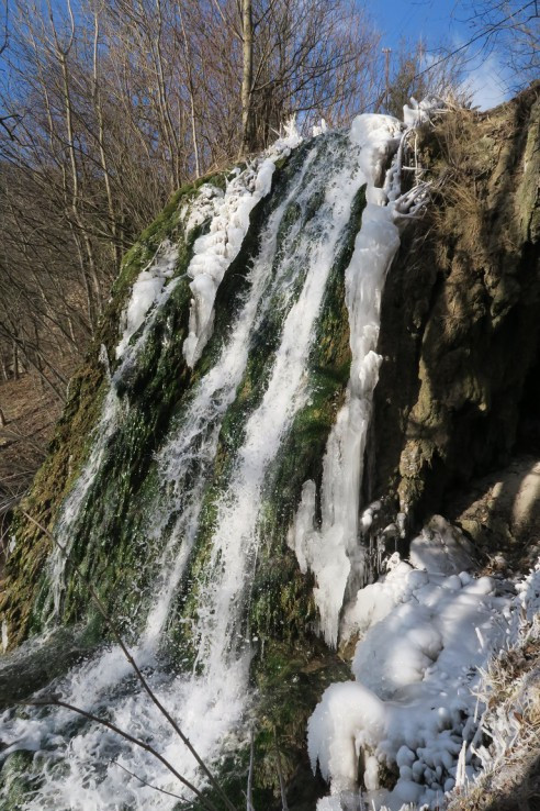 Hrhovský vodopád v zime