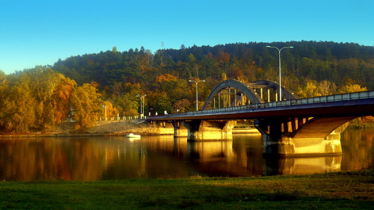 Krajinský most, Piešťany
