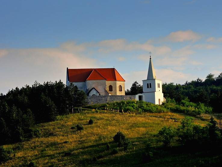 Kostol Lančár