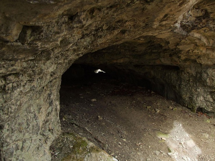 Tunelová jaskyňa